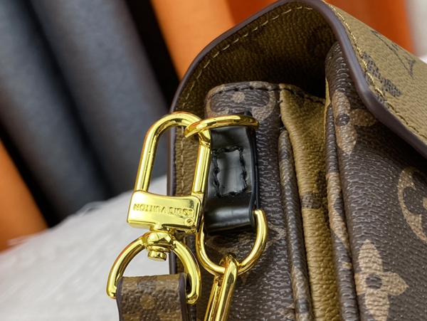 ルイヴィトンバッグ角部分ディテール